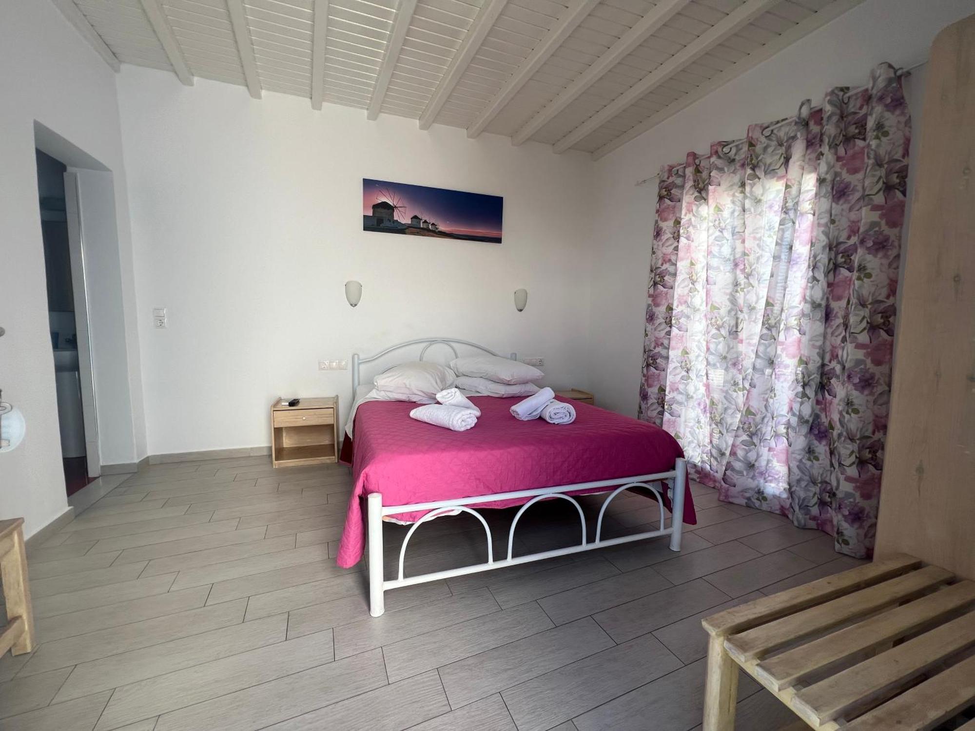Anemos Apartments Орнос Екстериор снимка