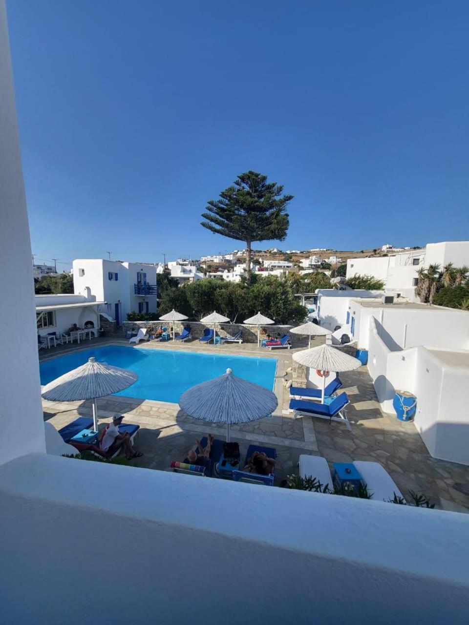 Anemos Apartments Орнос Екстериор снимка